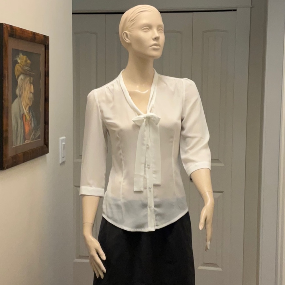 BANNED Retro Women’s Bow Cream Blouse Size XS